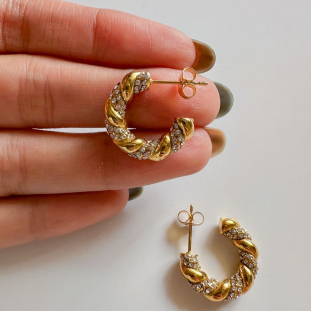 C-shaped Twisted Stone Earrings